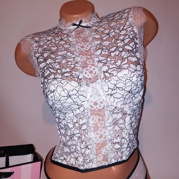 Victoria Secret Lingerie - Picture 2 of 6